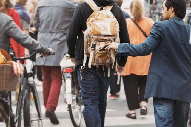pickpocketing